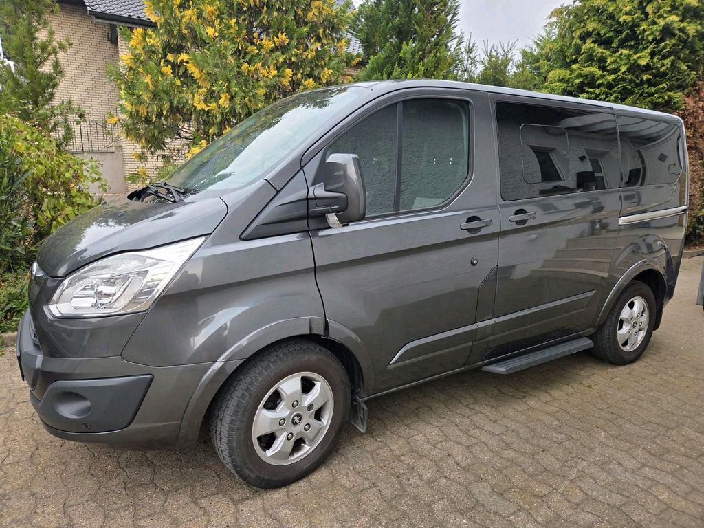 Image of Ford Tourneo Custom
