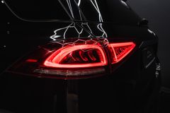 MERCEDES-BENZ GLE 350 d 4Matic*BURM*SITZKLIMA*DISTRO*AHK*AIRMA
