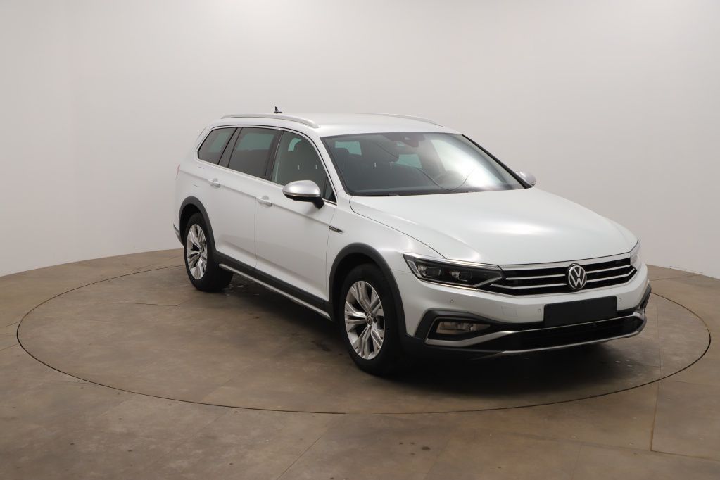 Volkswagen Passat Alltrack Variant 4Motion 2.0 TDI SCR PDC*