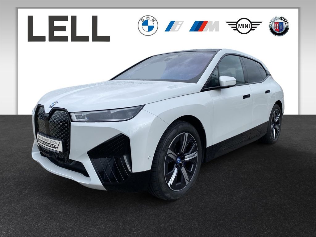 BMW iX