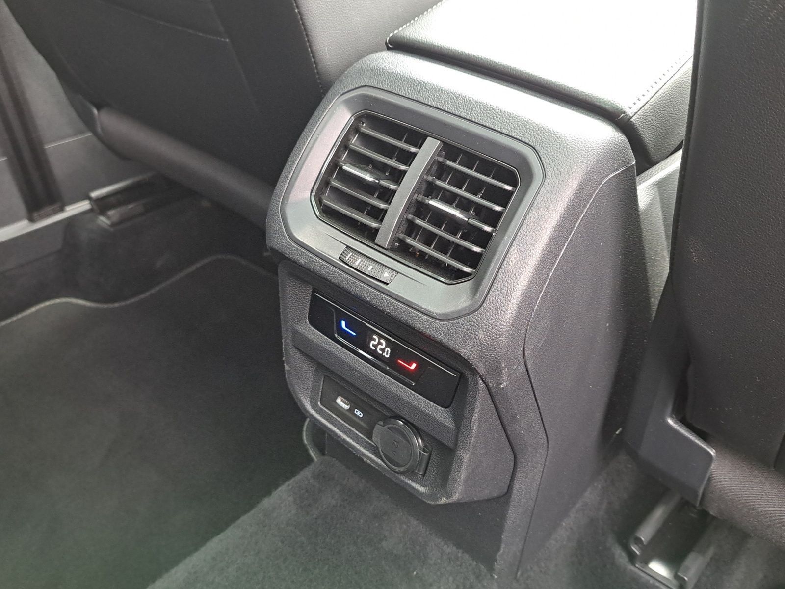 Volkswagen Tiguan Allspace - Bild 17