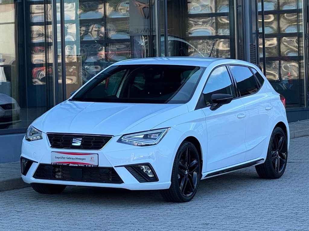 Seat Ibiza — hlavná fotografia
