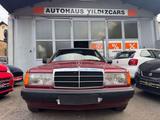 Mercedes-Benz 190 *Oldtimer*Schiebedach*Alu*Tüv03/2026*5Gang* - Mercedes-Benz 190 mit Benzin-Antrieb: Limousine, 2.5