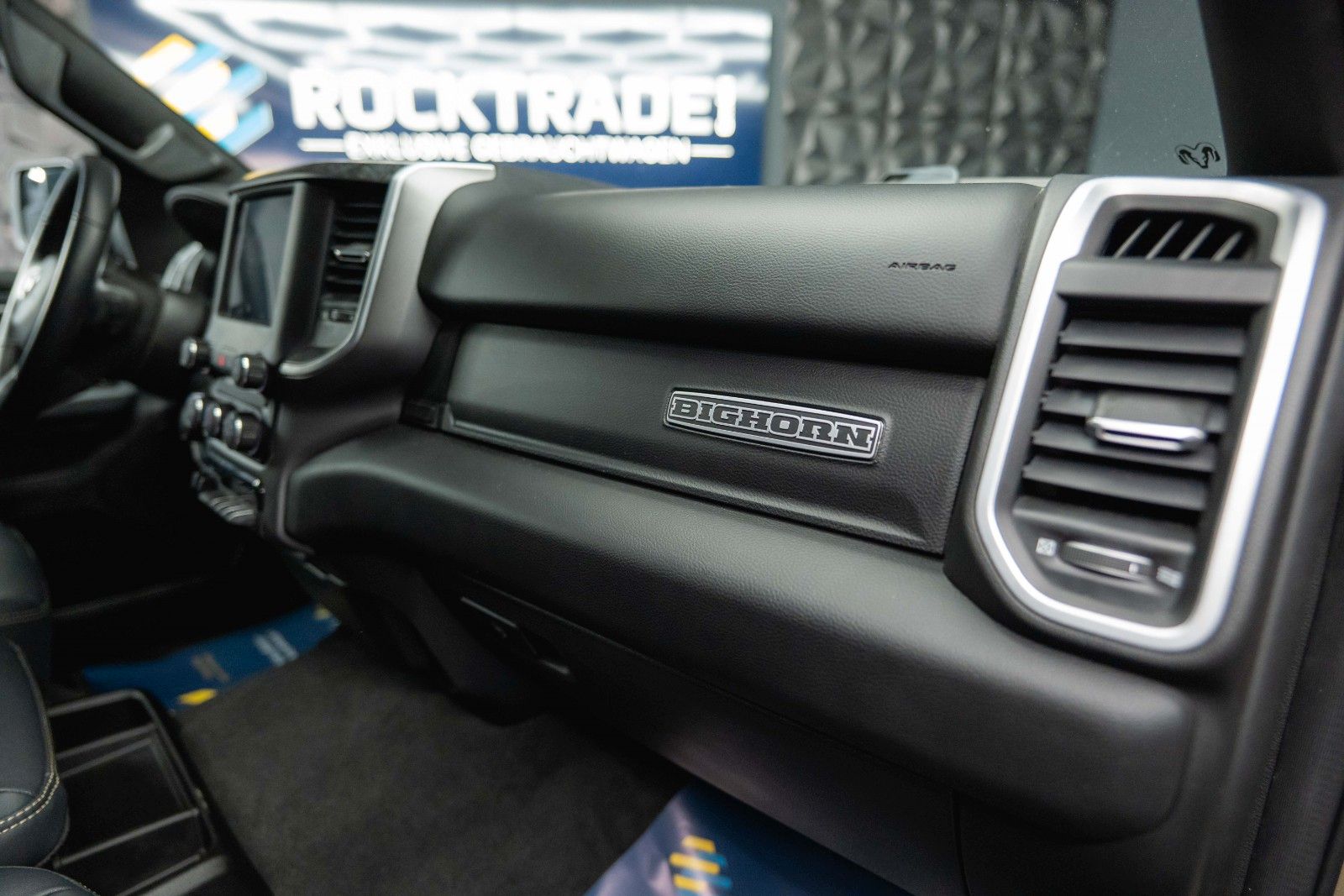 Fahrzeugabbildung Dodge RAM 5.7 V8 HEMI 4x4 PUNISHER LONGBED AxleLock