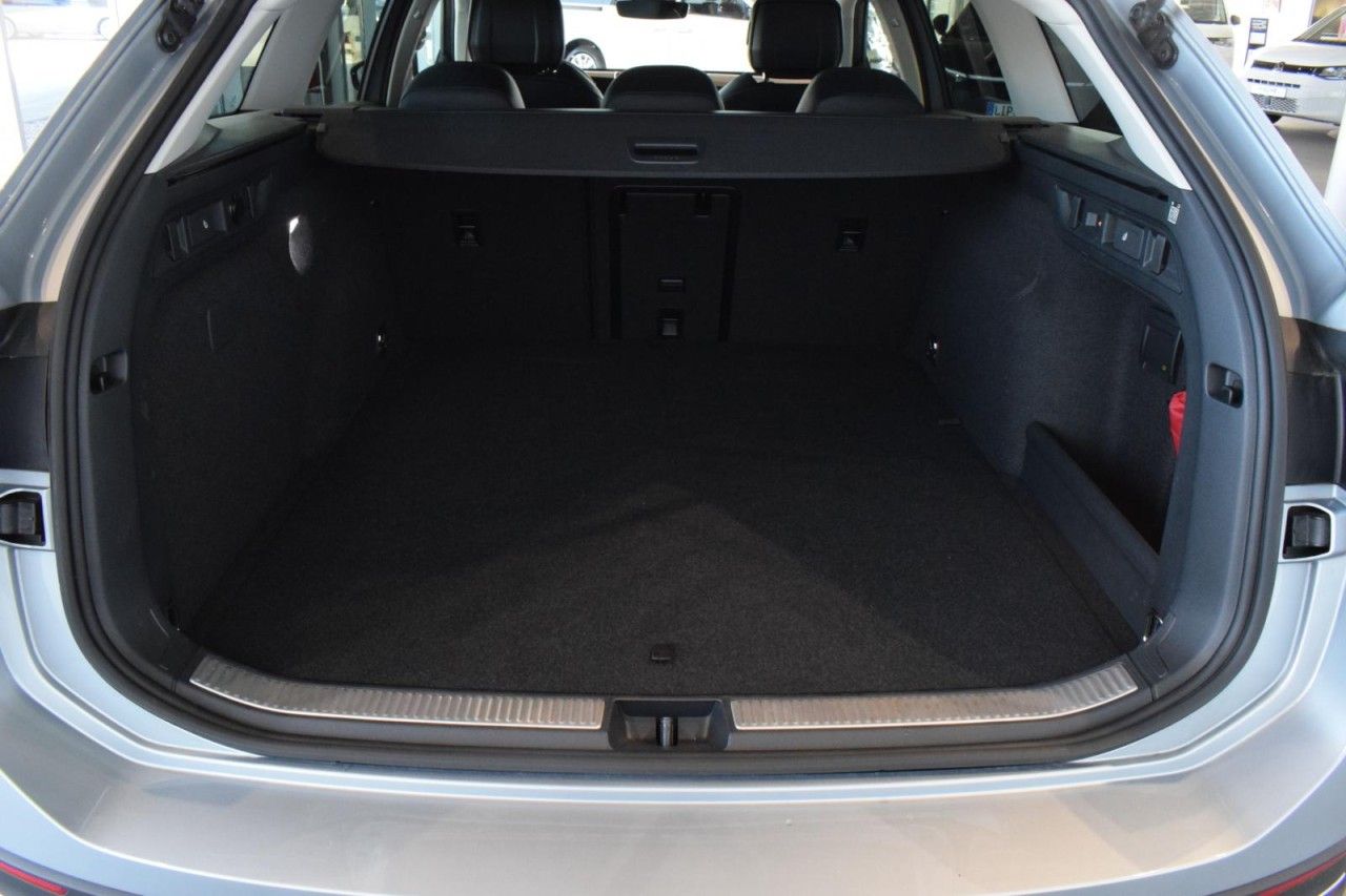 Volkswagen Passat Variant - Bild 5