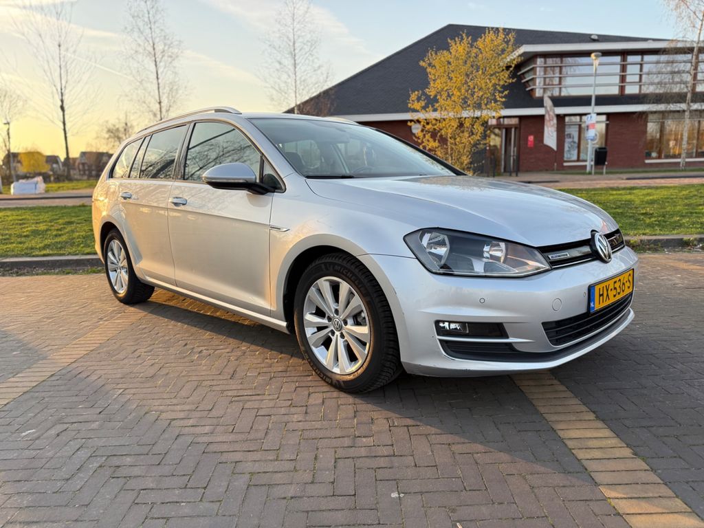 Image of Volkswagen Golf