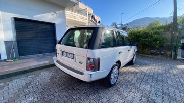 Land-Rover Range Rover - 11
