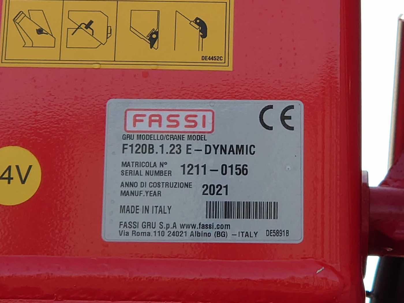 Fahrzeugabbildung Mercedes-Benz Arocs 1832 KK 4x2 Kipper+Kran Fassi F120+Funk