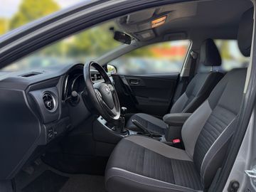 Toyota Auris - 10