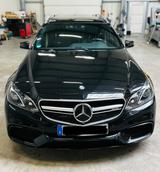 Mercedes-Benz E 63 AMG E 63 T AMG S 4MATIC AMG S - Mercedes-Benz E 63 AMG: Kombi