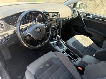 Volkswagen Golf - 7
