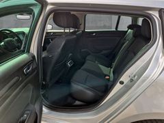 Fahrzeugabbildung Megane IV Grandtour Limited Deluxe 1.3 TCe 140 E