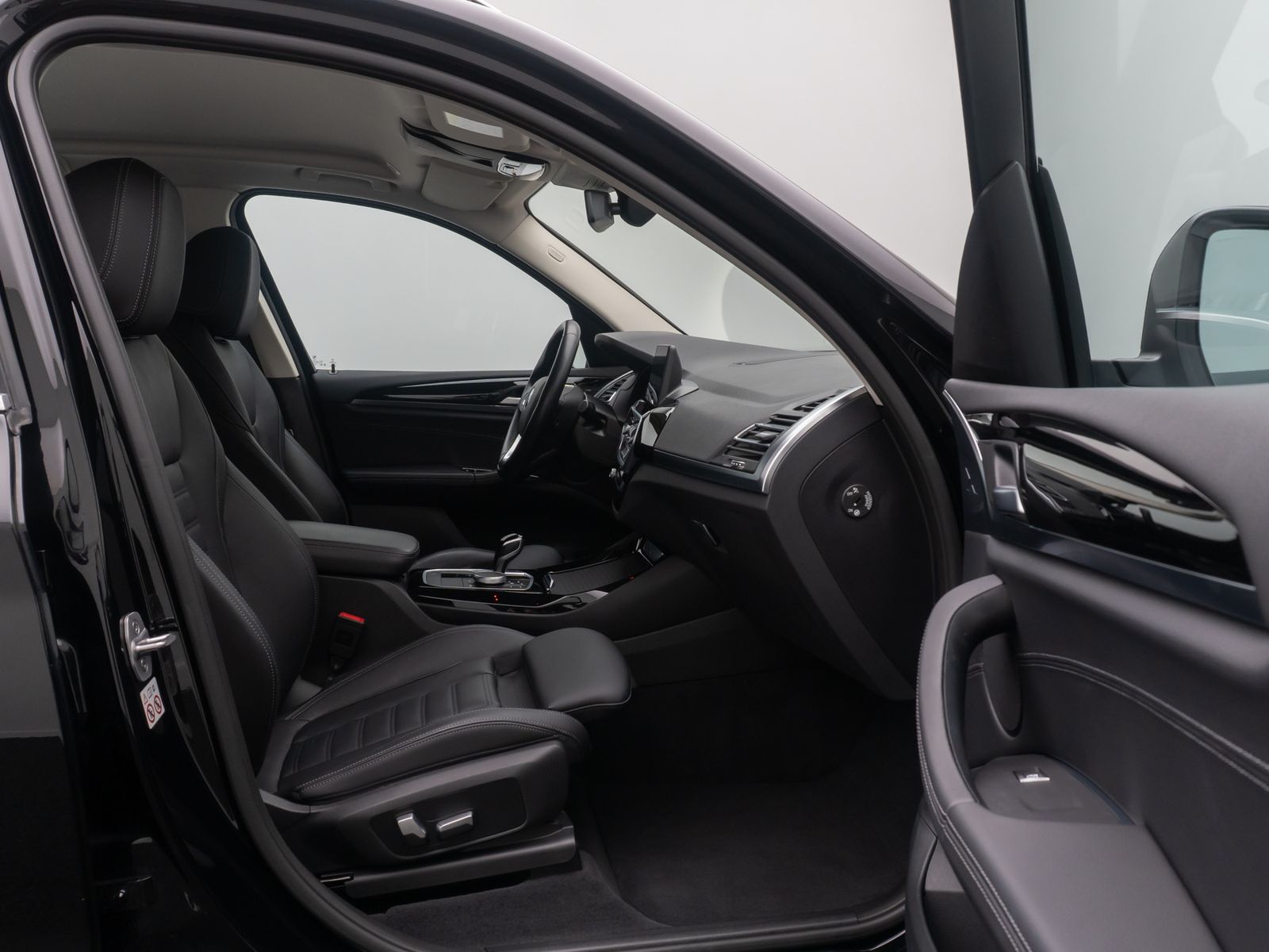 Fahrzeugabbildung BMW X3 xD30d Leder Memory DAB Kamera Sportsitz18Zoll