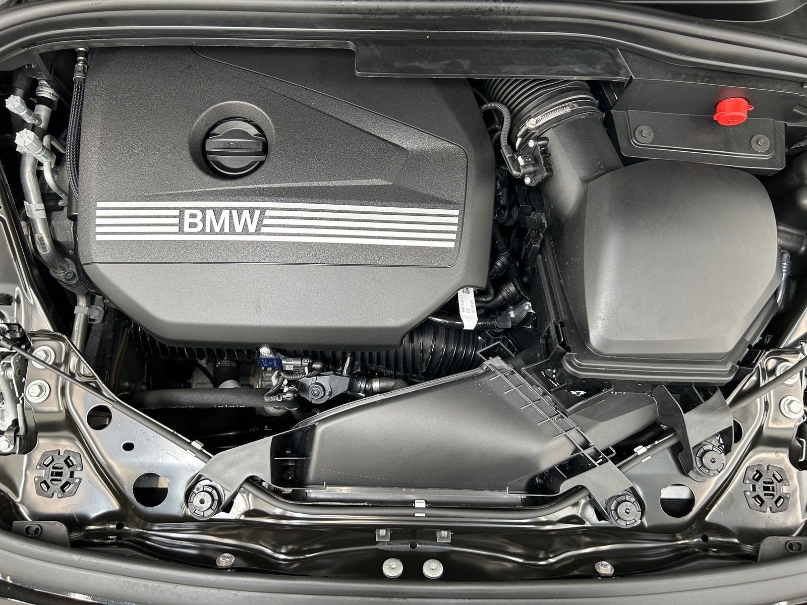 BMW 223 Active Tourer - Bild 16