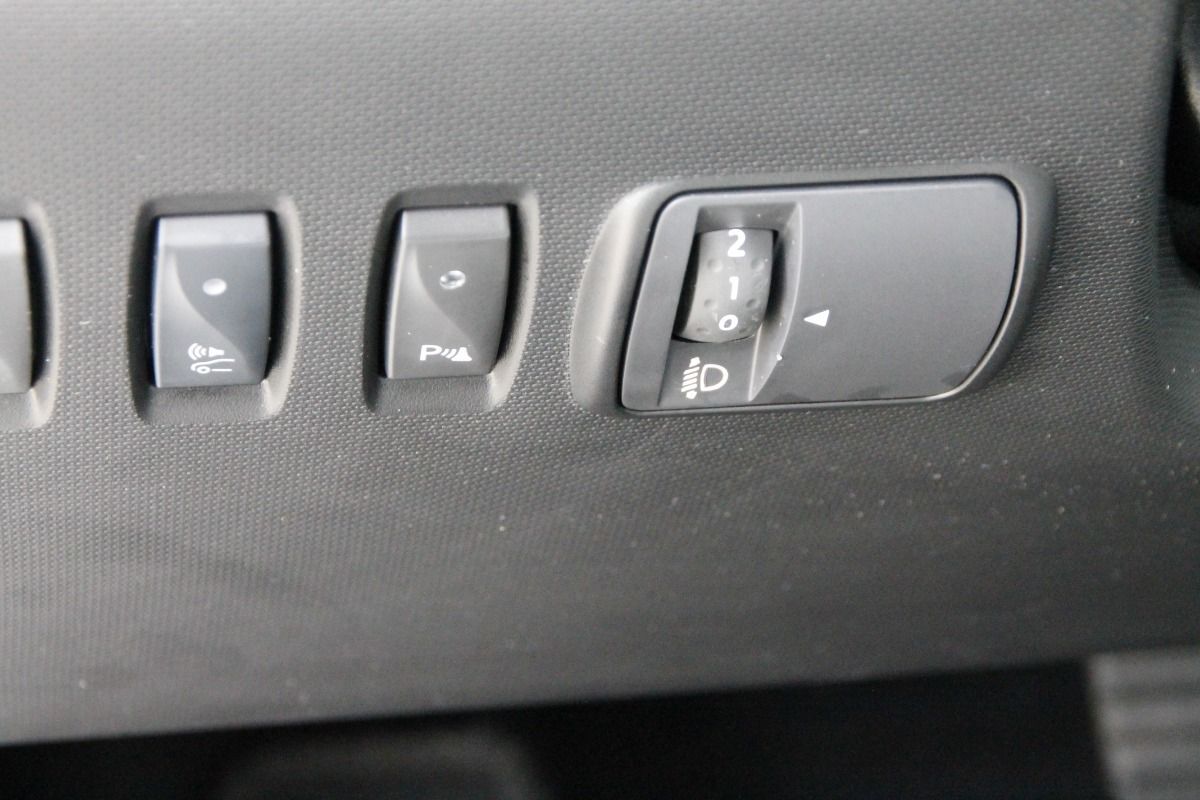 Fahrzeugabbildung Renault Twingo E-TECH 100% el. INTENS