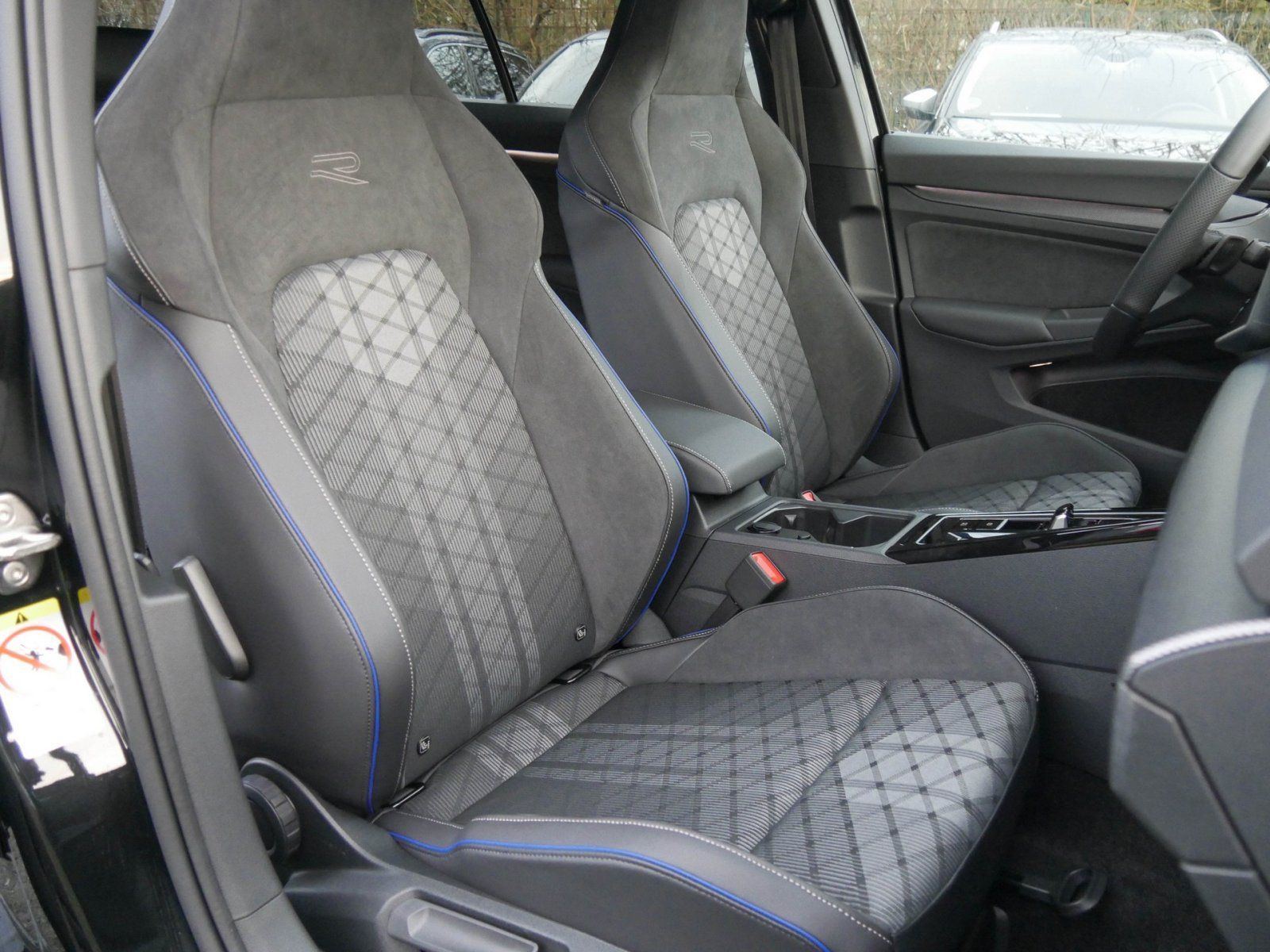 Volkswagen Golf - Bild 6