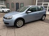 Volkswagen Golf VI Trendline KLIMAAUTOMATIK-1.HAND-TÜV-NEU - : bis 3500 €, TÜV