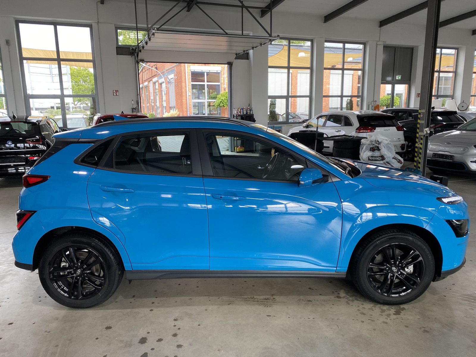 Fahrzeugabbildung Hyundai Kona Select/Navi/RFK/ACC/On-Board-3-Phasen/