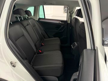 Volkswagen Tiguan - 10