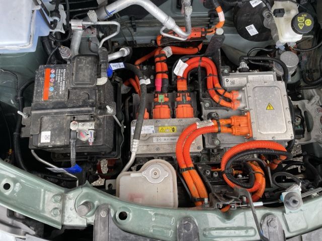 Fahrzeugabbildung Dacia Spring Electric 45 Essential Navi, Tempomat, Led