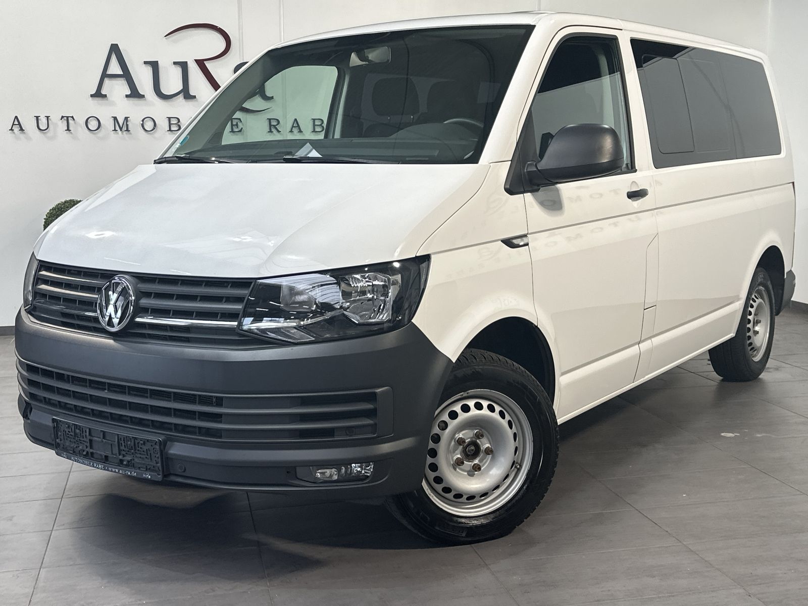 Fahrzeugabbildung Volkswagen T6 Kombi Kombi 2.0 TDI DSG 9-Sitzer BLUETOOTH+AH