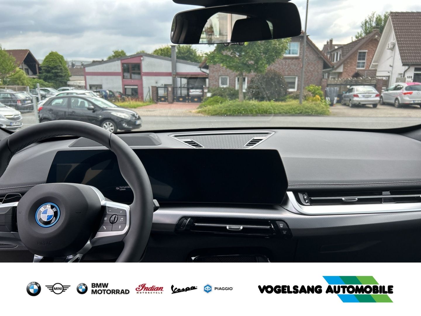 Fahrzeugabbildung BMW iX1 20 eDrive M Sport eDrive20 M Sport Sportpake