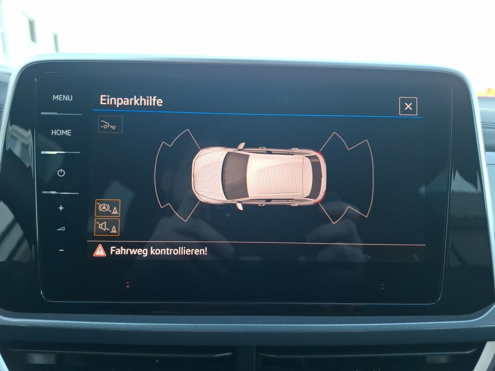 Fahrzeugabbildung Volkswagen T-Roc TDI Style DSG LEDplus Navi AID ACC RFK SH