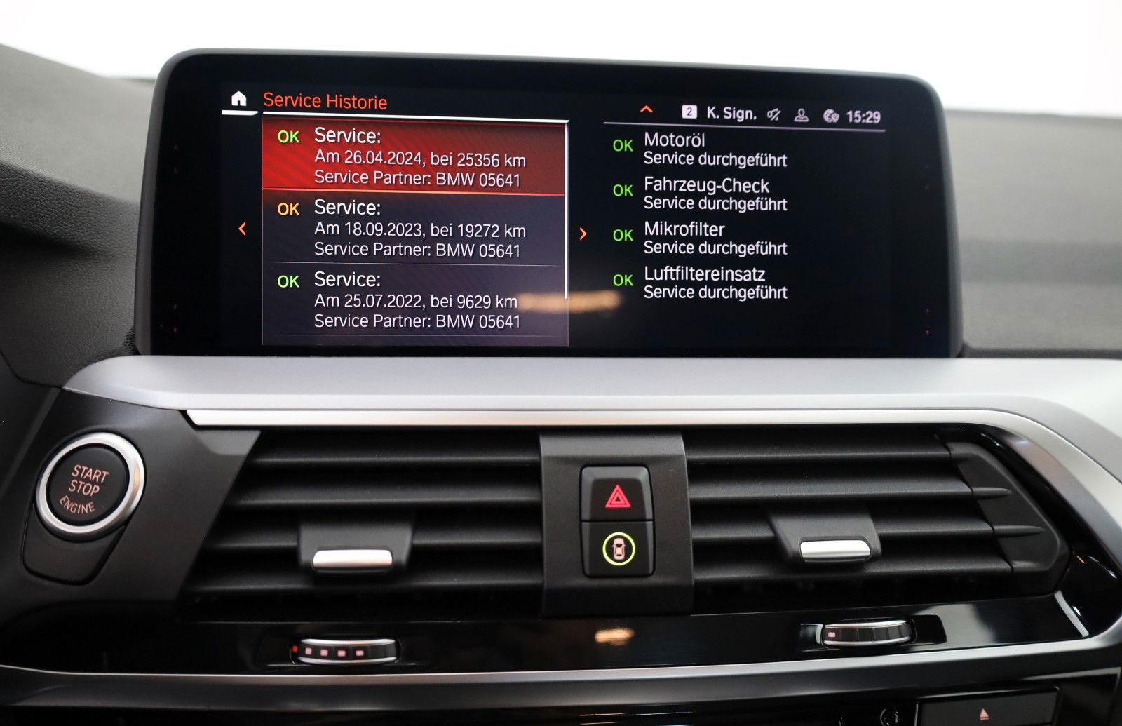 Fahrzeugabbildung BMW X4 20dA xDrive Advantage Leder,Navi,LED,Kamera