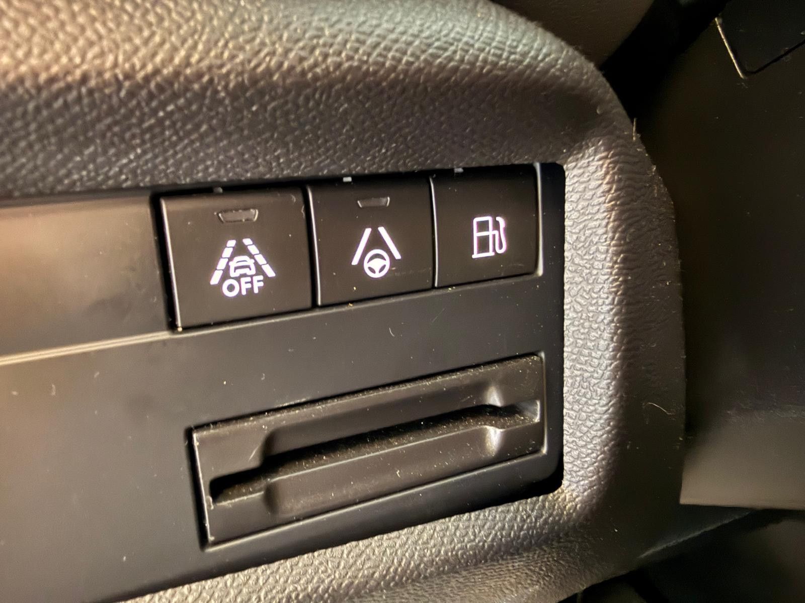 Fahrzeugabbildung Citroën C5 Aircross Hybrid/PANORAMA/LEDER/NAVI/KAMERA