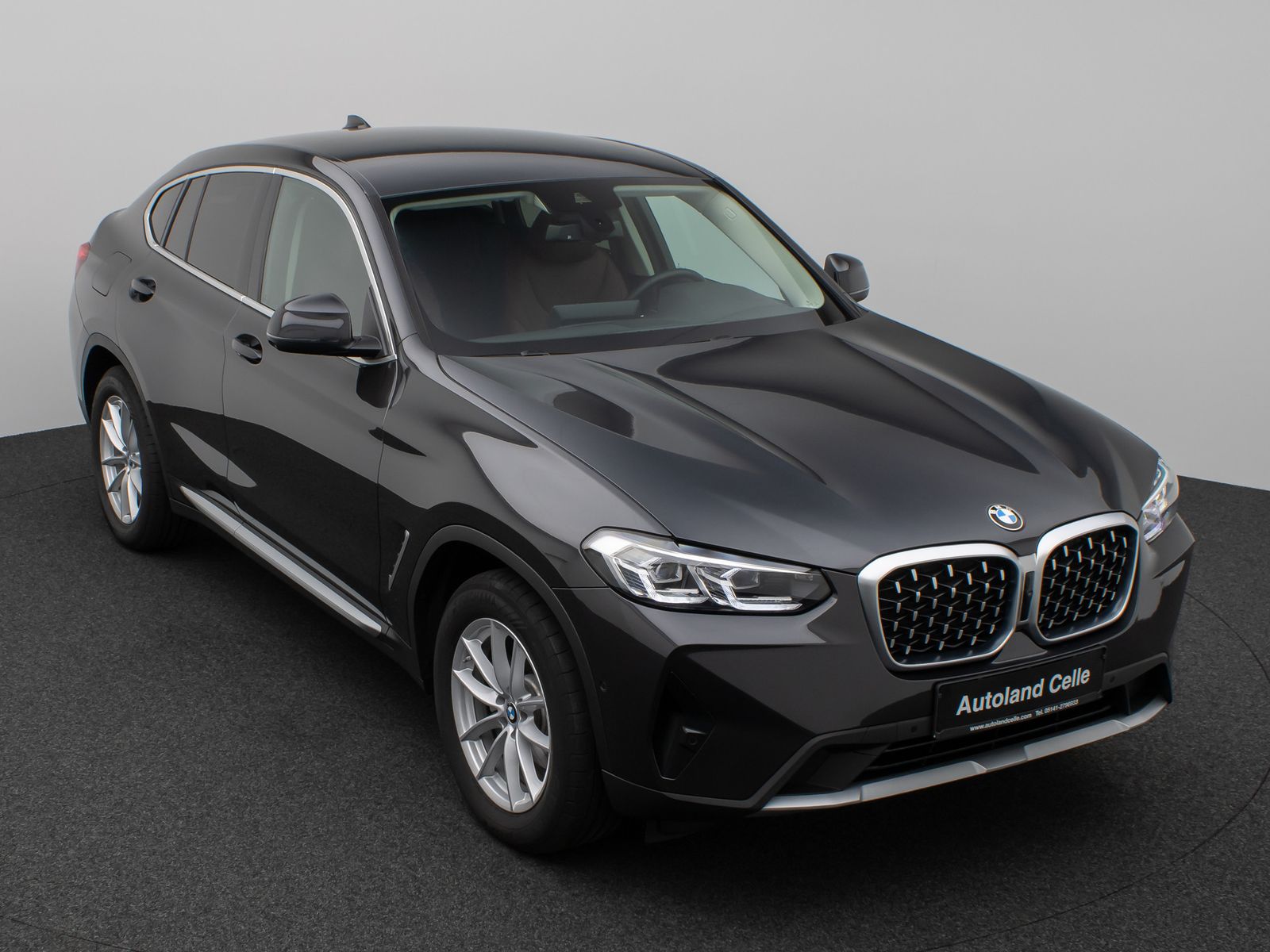 Fahrzeugabbildung BMW X4 xD20d 360°DAB HiFi Fernlichtassist AHK Sport