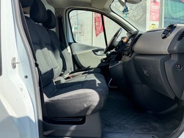 Renault Trafic - 9