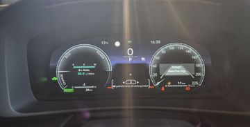 Toyota C-HR 1.8 Hybrid Teamplayer + Technik Paket