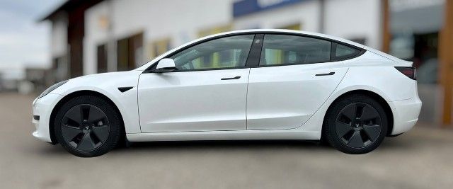 Tesla Model 3 RWD *Wärmepumpe*Leder imagem 3