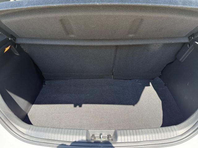 Fahrzeugabbildung Hyundai i20 FIFA World Cup Edition 1.2 +RADIO+CD+SERVOLE