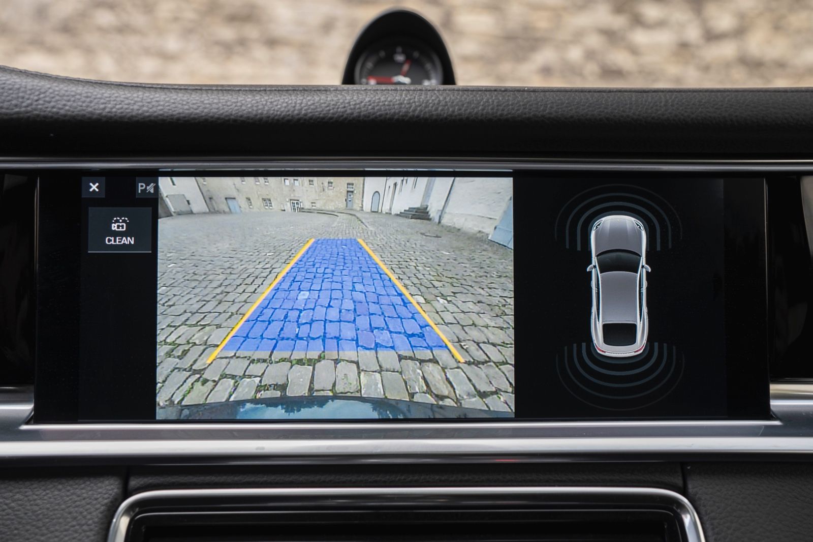 Fahrzeugabbildung Porsche Panamera 4 BOSE CARPLAY LED KAM TOTW PDK