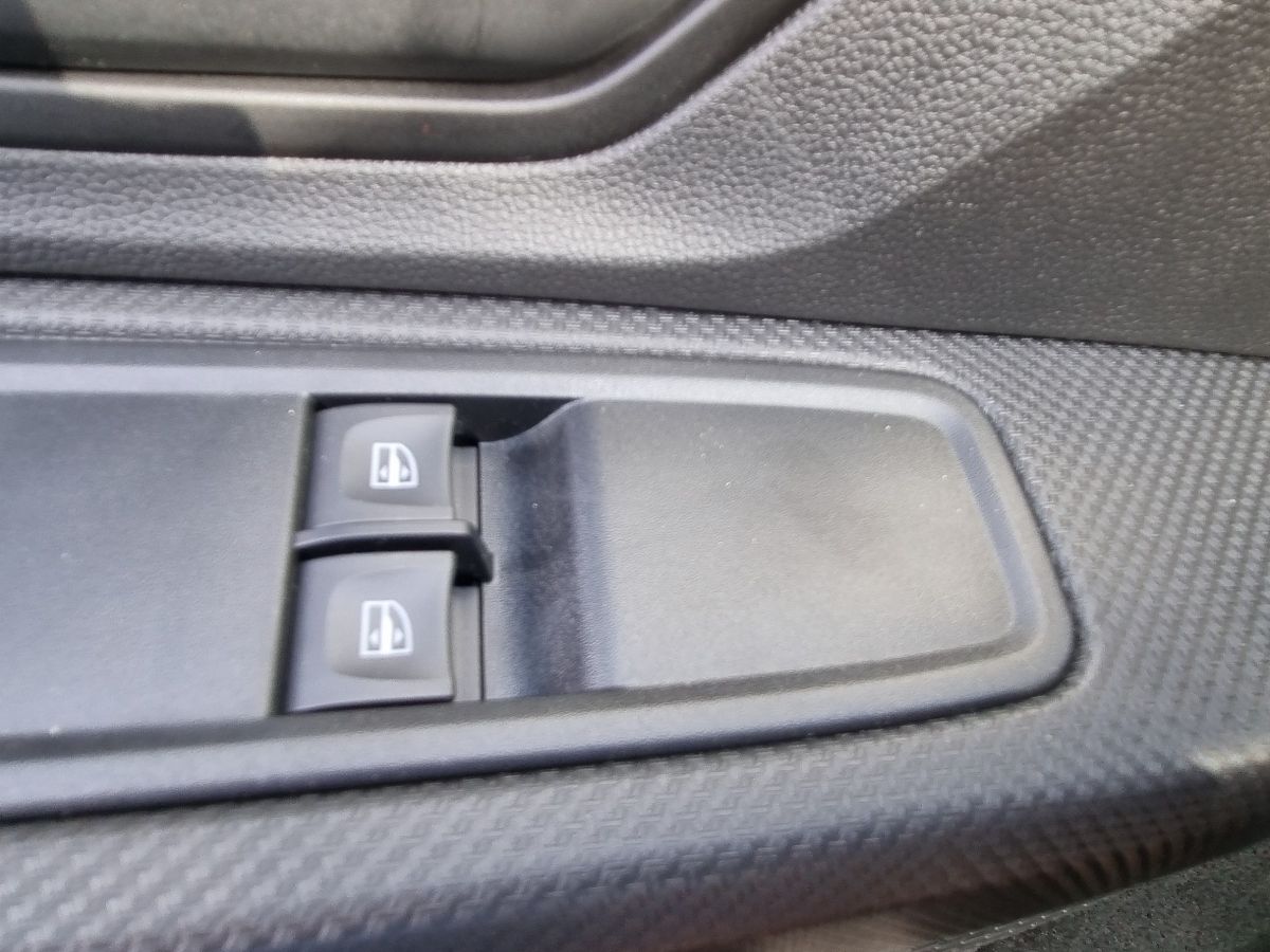 Fahrzeugabbildung Dacia Sandero Essential SCe 65