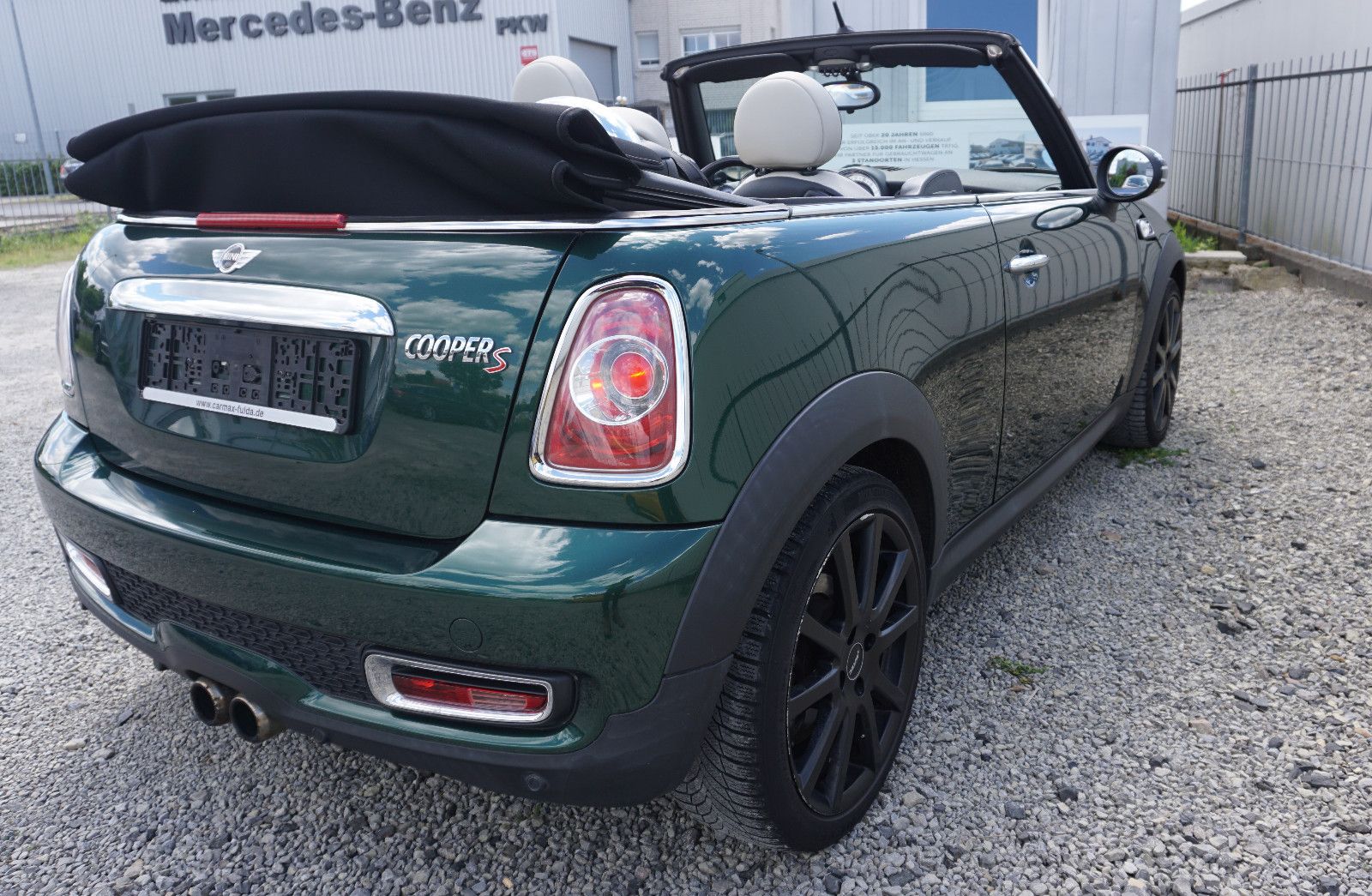 Fahrzeugabbildung MINI COOPER S Cabrio 1.6 Ltr, Bi-Xenon,Navi,Leder,+WR