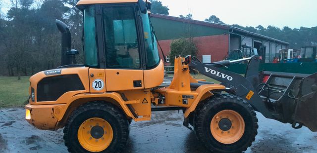 Volvo L30G