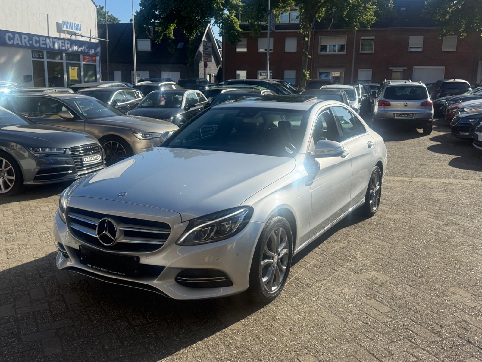 Mercedes-Benz C 180 CGI*AUTOMATIK*ESGD*SHZ*PDC***