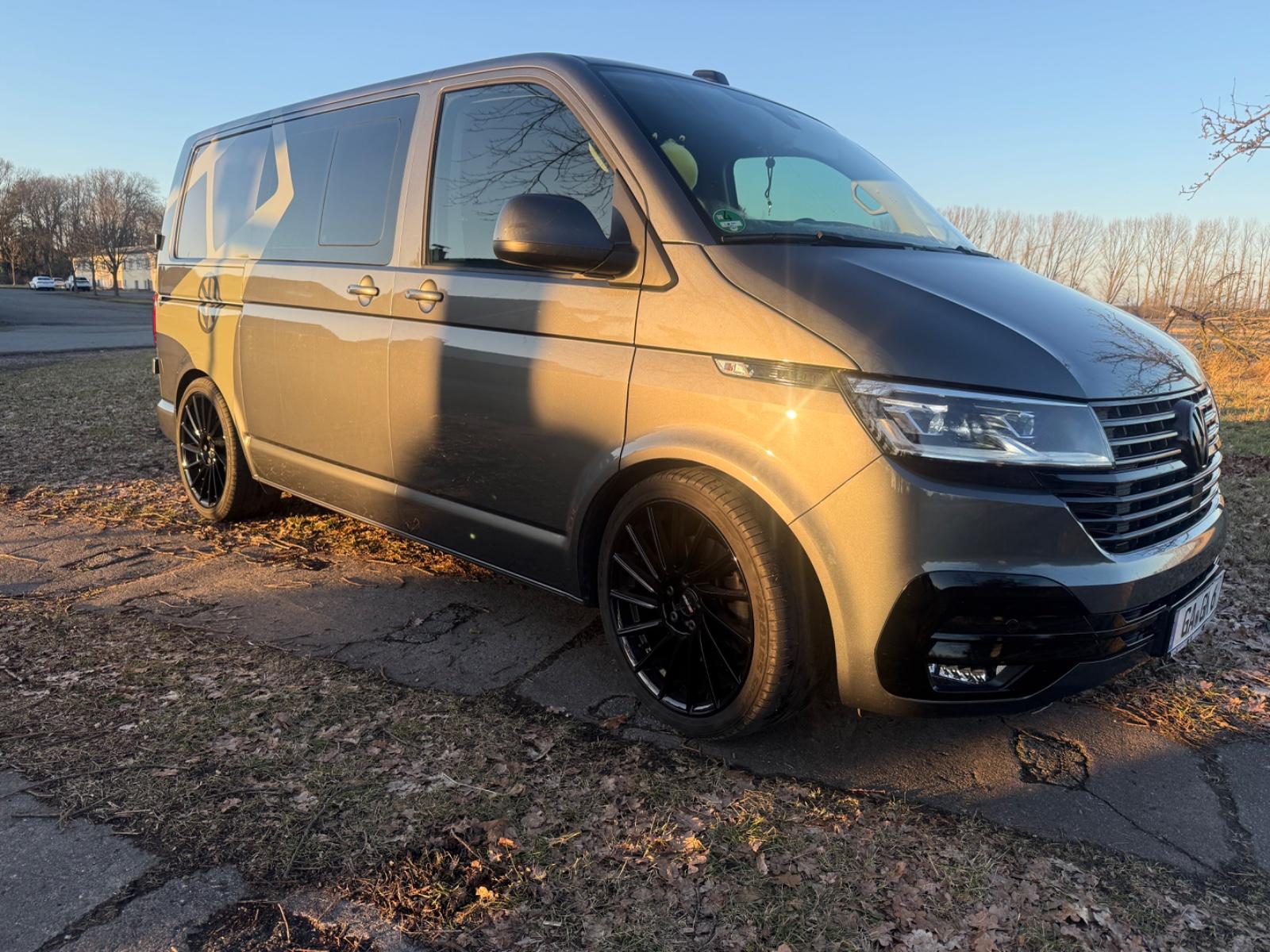 Volkswagen T6.1 4x4 DSG,AHK,LED,Standh.