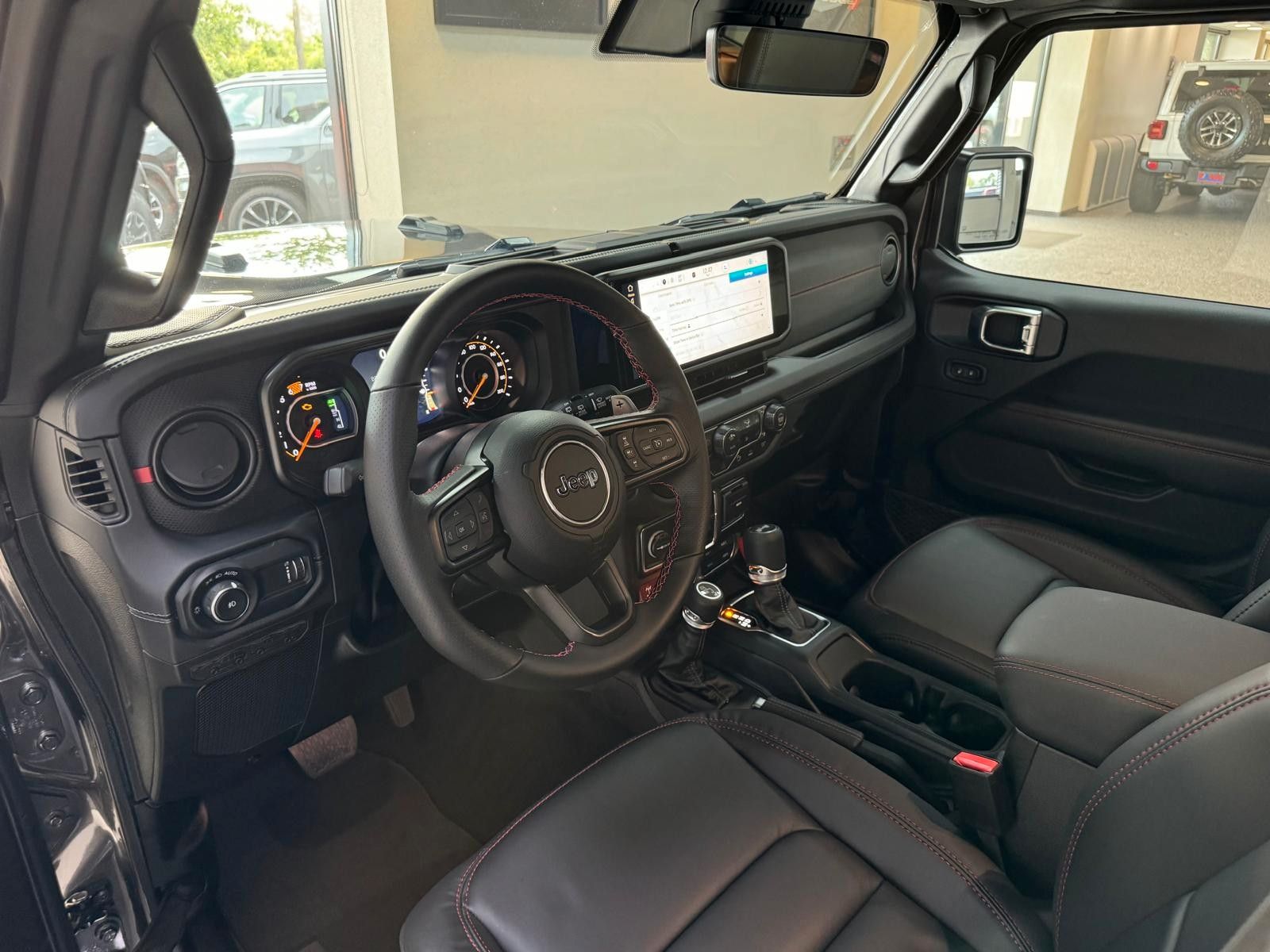 Fahrzeugabbildung Jeep 2026 MOAB 392-6.4L HEMI V8-DUAL TOP