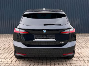 BMW 218 - 9