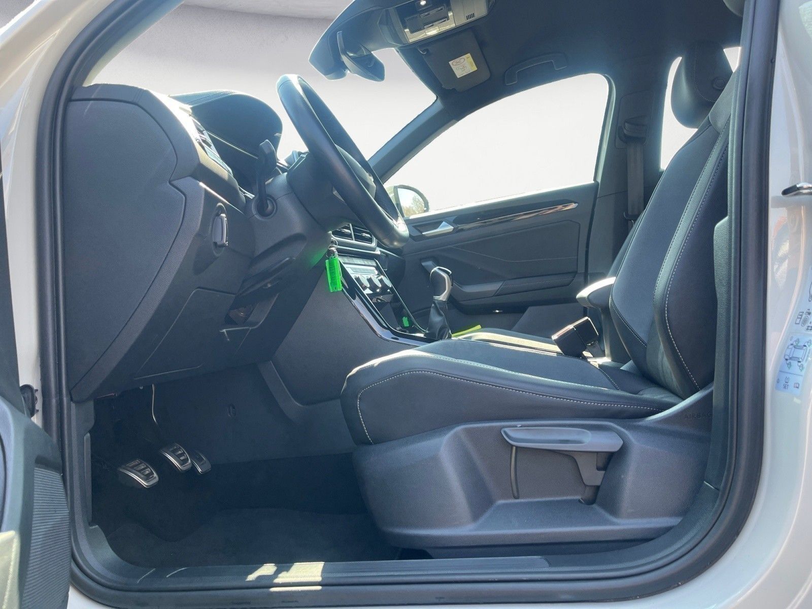 Volkswagen T-Roc - Bild 8