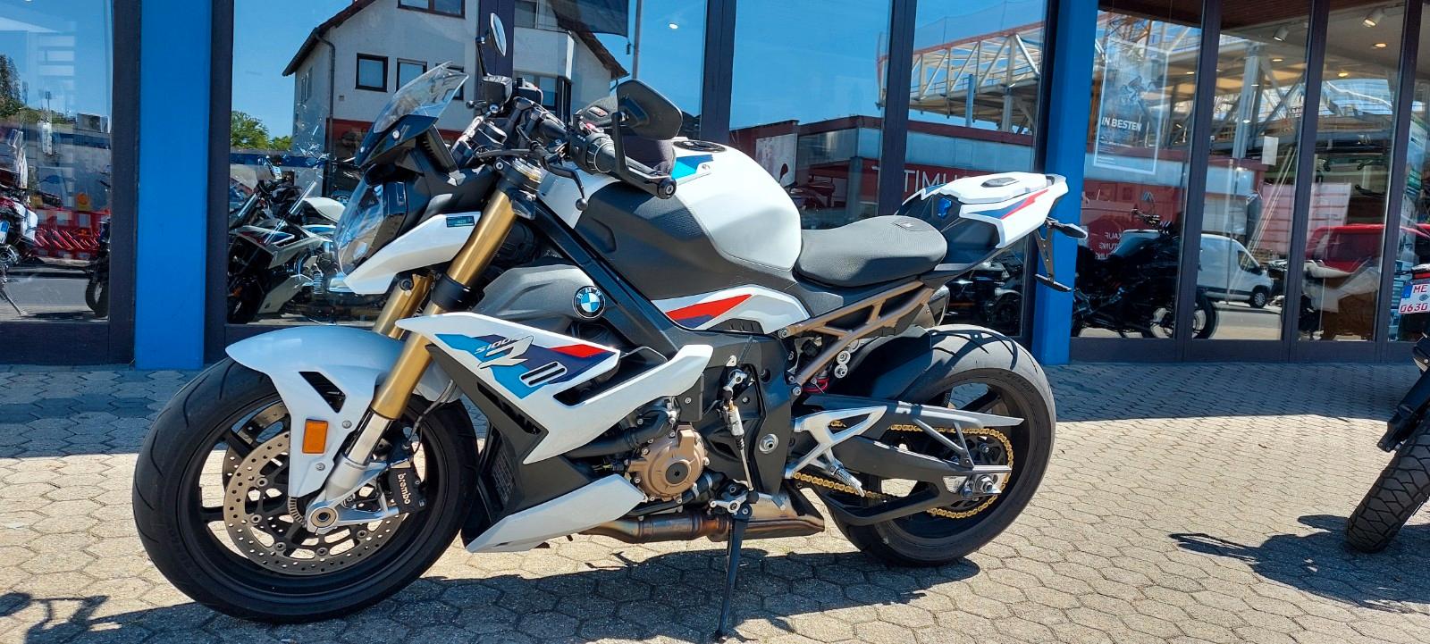 BMW S 1000 R  Komfort/ Dynamik/ M-Paket 1. Hand