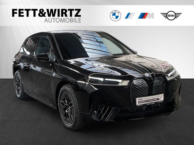 BMW iX xDrive50 Sportpaket|PanoSkyLounge|HeadUp