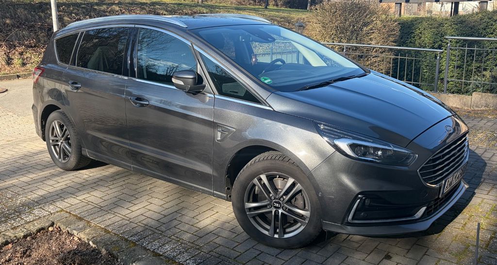 Image of Ford S-Max