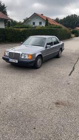 Mercedes-Benz Mercedes W124 250D ( H- Kennzeichen Neu ) - Mercedes-Benz 250: W124 D