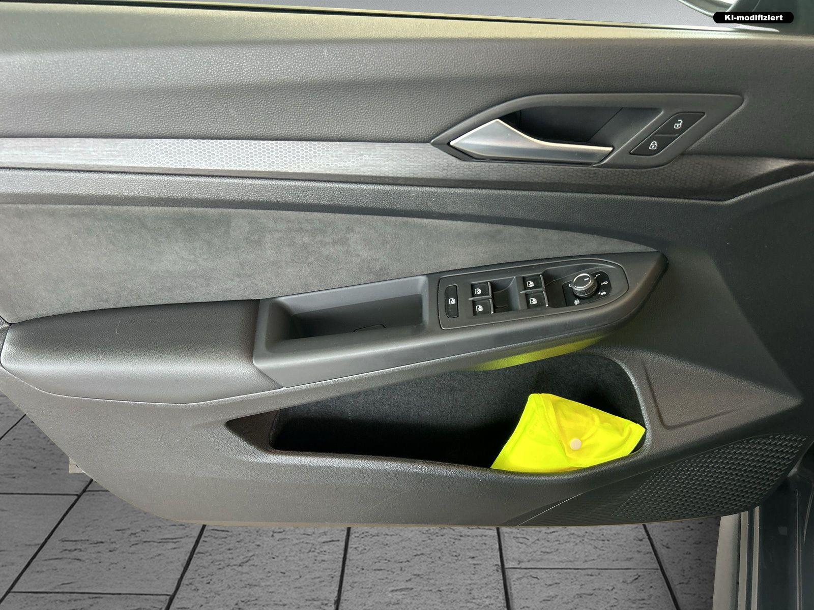 Volkswagen Golf VIII GTI 2.0 TSI DSG+MATRIX+NAVI+ACC+PDC, миниатюра 18
