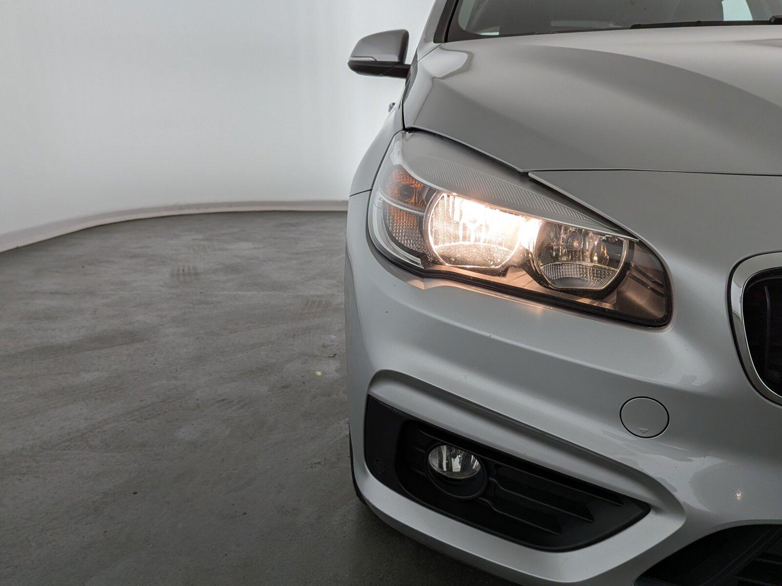 BMW 220i AT Advantage NAVI+PDC+SHZ+ALLWETTER+TEMP+BC