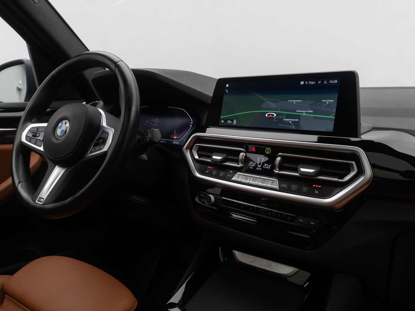Fahrzeugabbildung BMW X3 xD20d Panorama Kamera DAB AHK Sport 19Zoll